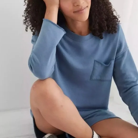 Sunday Soft Cropped Crew Sweatshirt and Soft Retro Gym Short - Picture 2 of 13